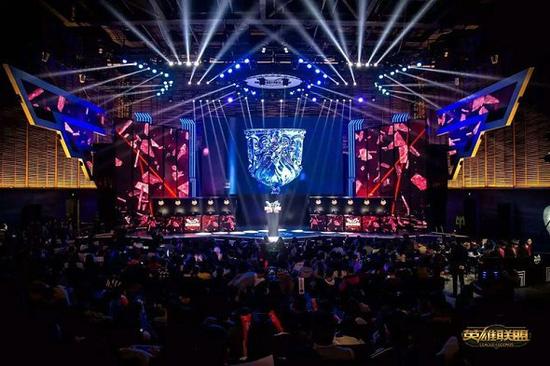 接巴雷拉的 接巴雷拉的